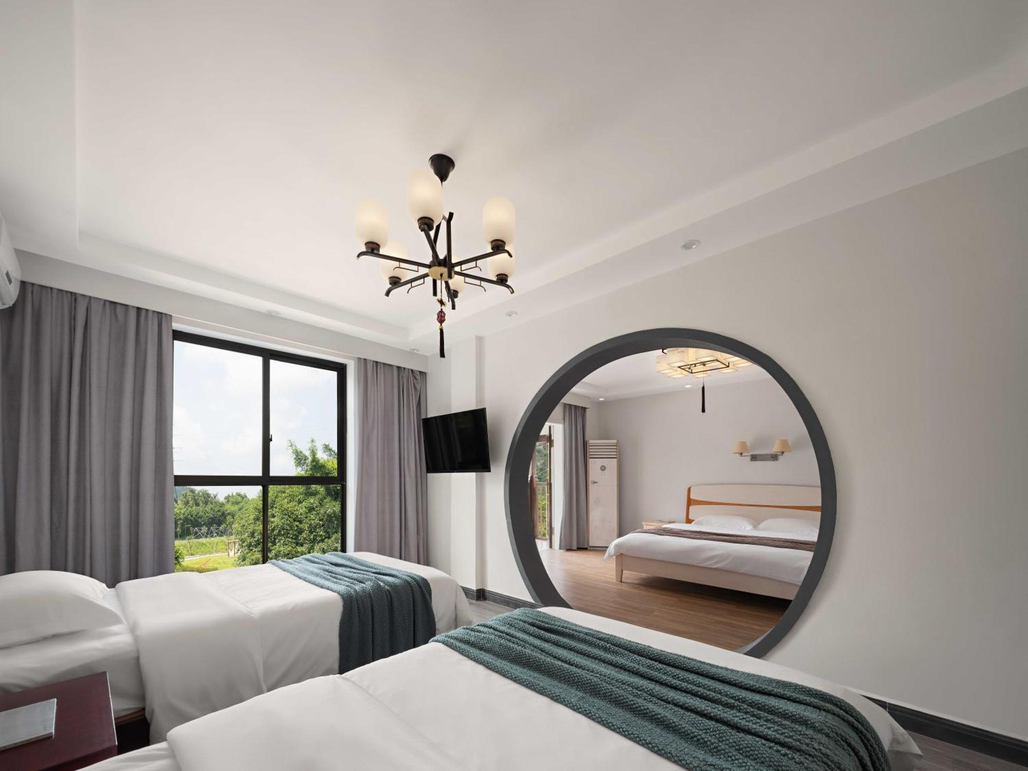 Serene Vale Inn Guilin-Free One Way Pick Up Service To High-Speed Railway Station For 2 Nights Exterior photo