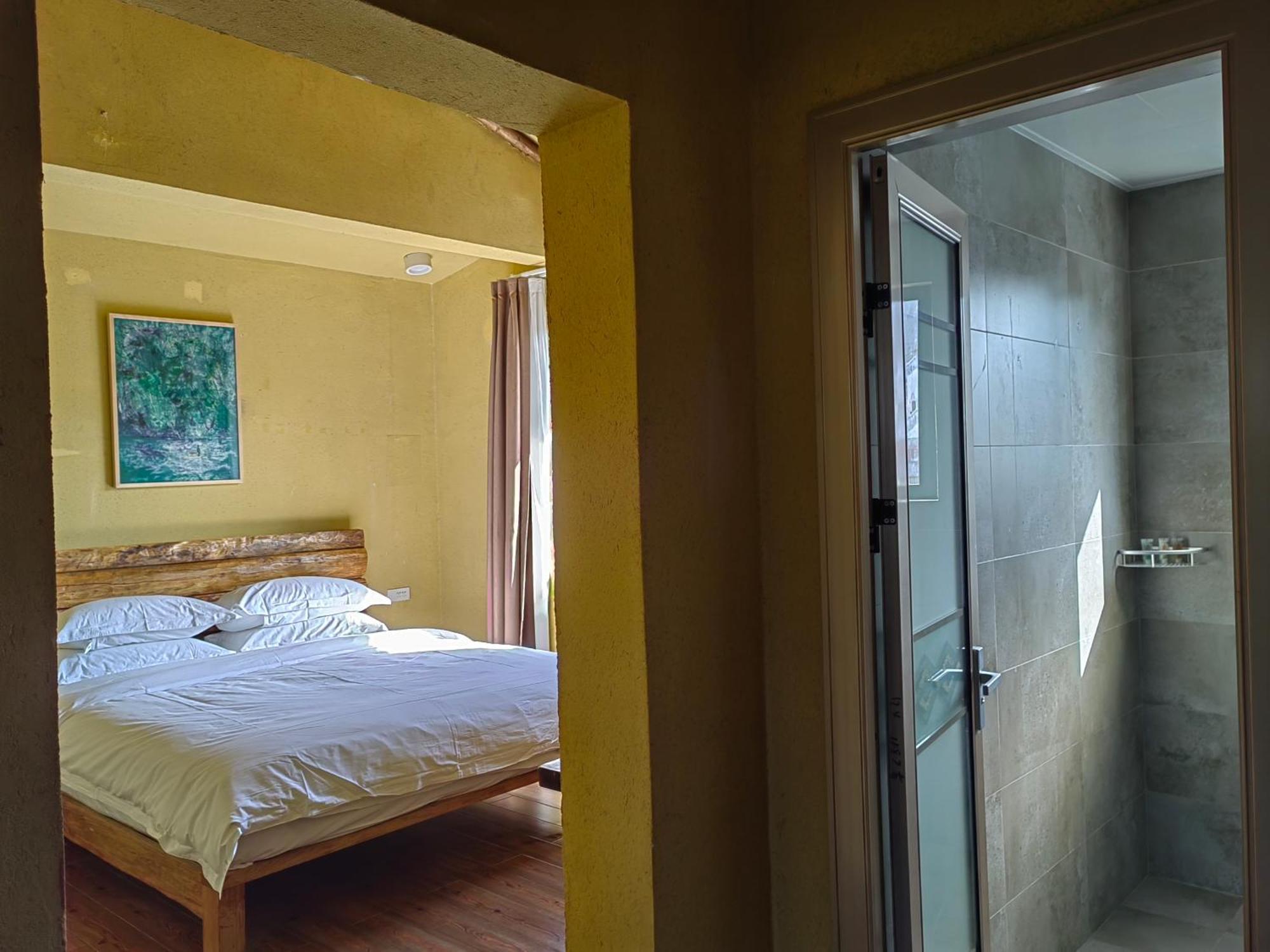 Serene Vale Inn Guilin-Free One Way Pick Up Service To High-Speed Railway Station For 2 Nights Exterior photo